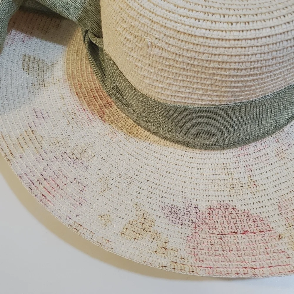 Diamond Dotz at Home  100% Paper hat